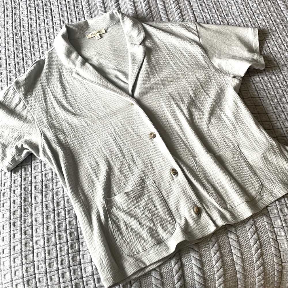 2 for $10 NWOT Madewell short sleeve button down